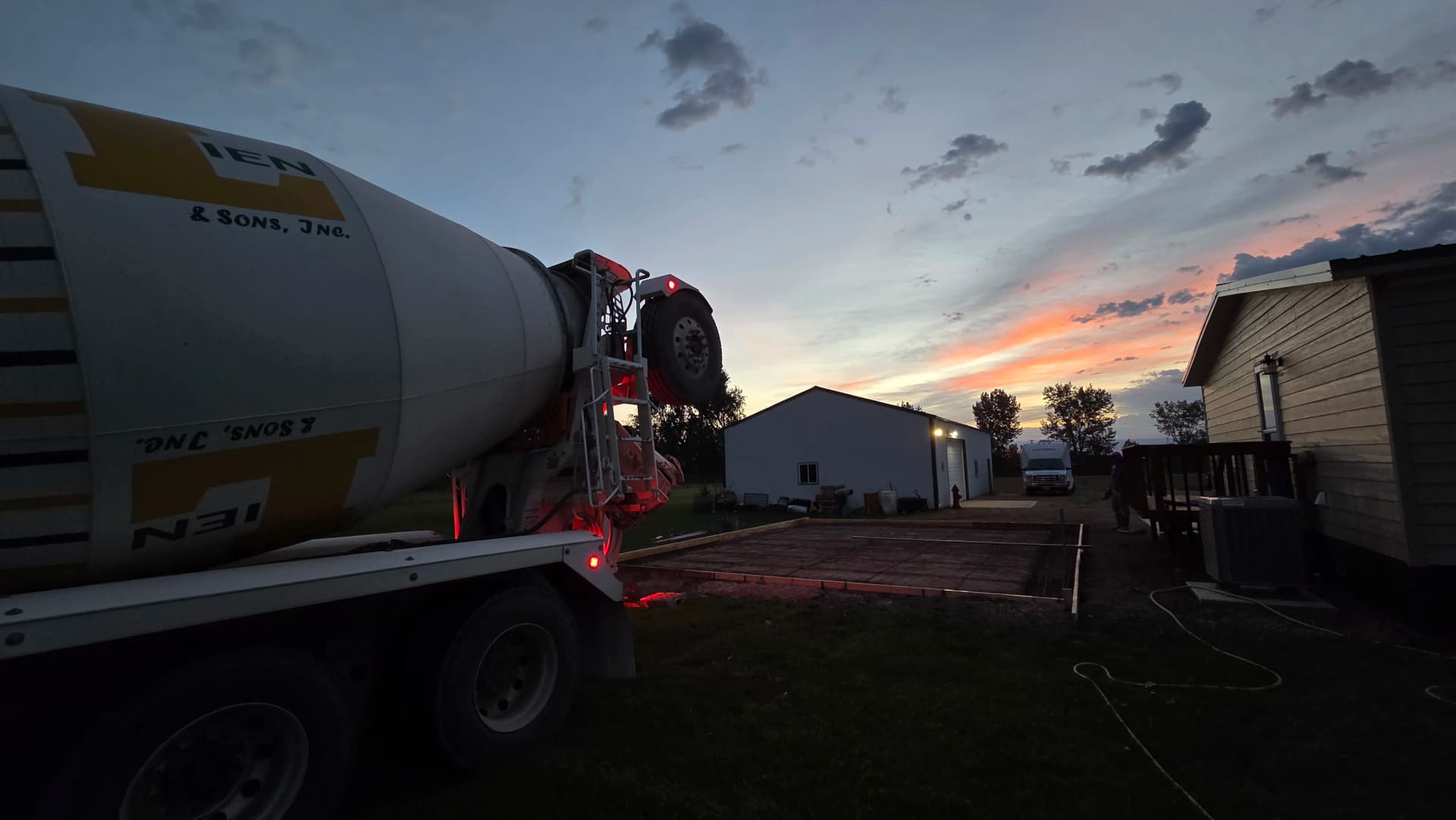 Gallery photos for Thickened-Edge Garage Slab Done Right in Sturgis SD: Image #5