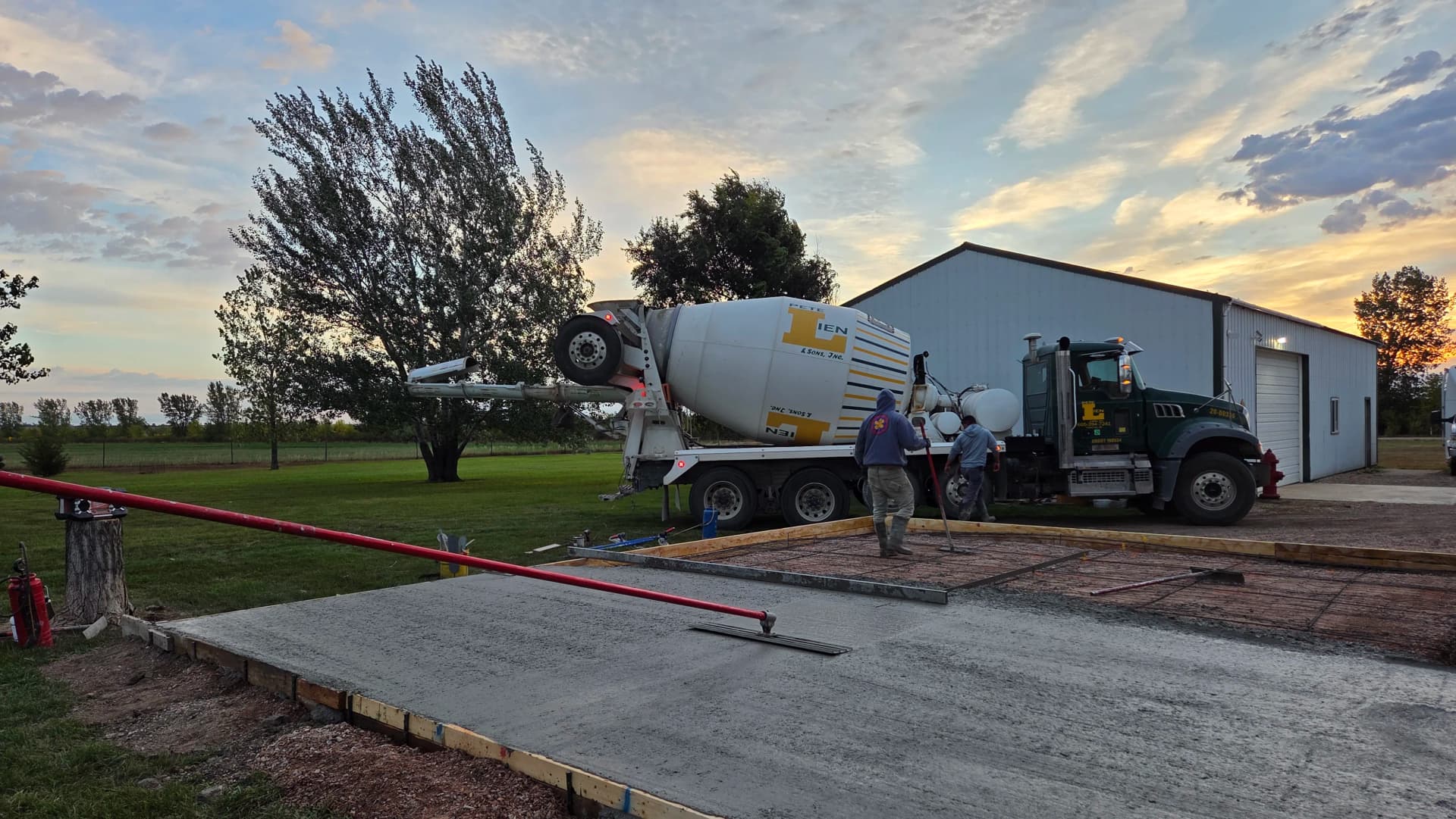 Gallery photos for Thickened-Edge Garage Slab Done Right in Sturgis SD: Image #4