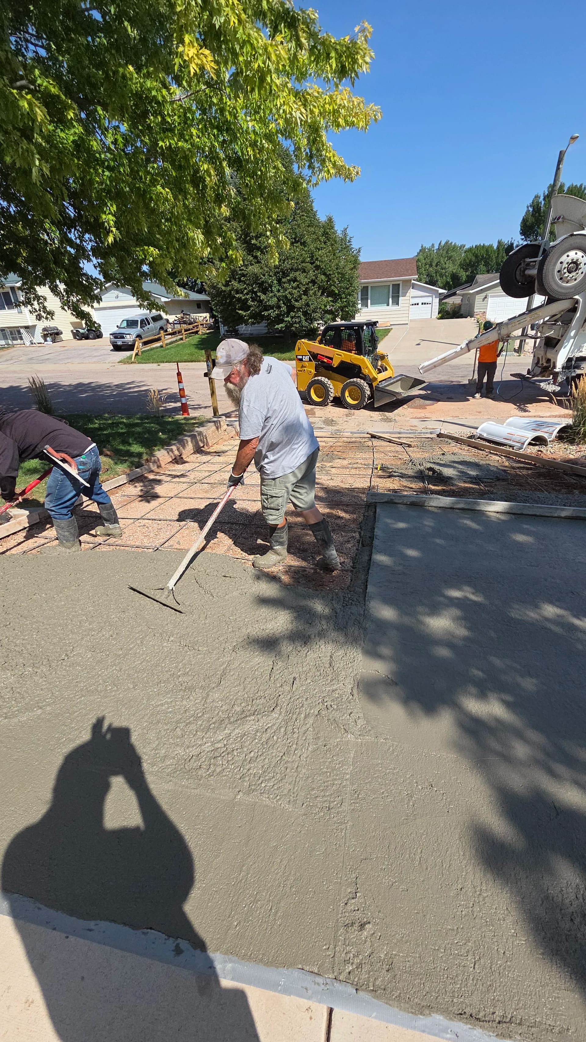 Gallery photos for Cracked Driveway Torn Out and Replaced in Sturgis SD: Image #2