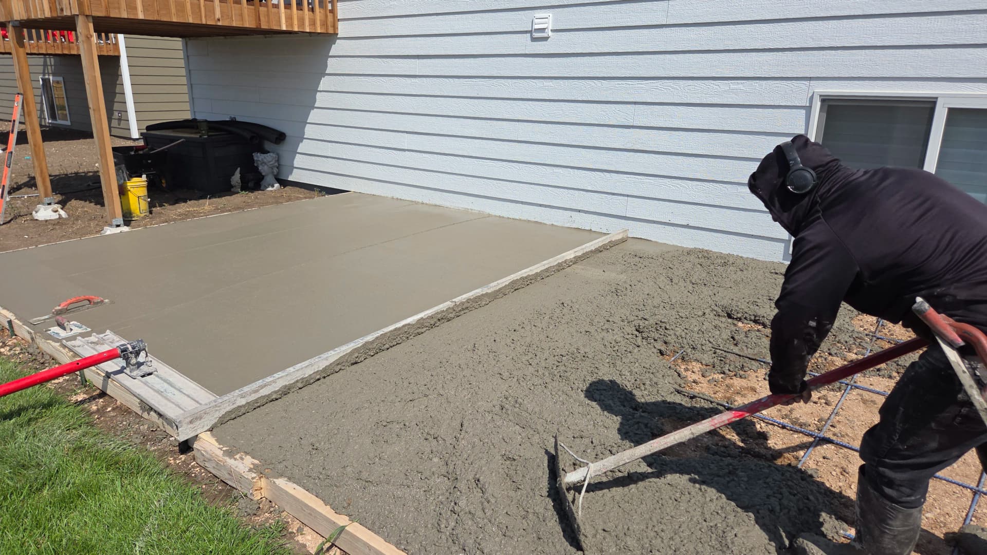 Gallery photos for Rapid Valley Concrete Patio Poured and Finished in One Day: Image #1